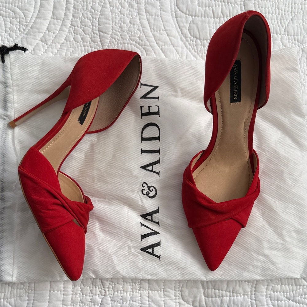 Ava & Aiden Red Pointed D'Orsay Knot-Front Stilettos